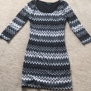 Small abstract print dress